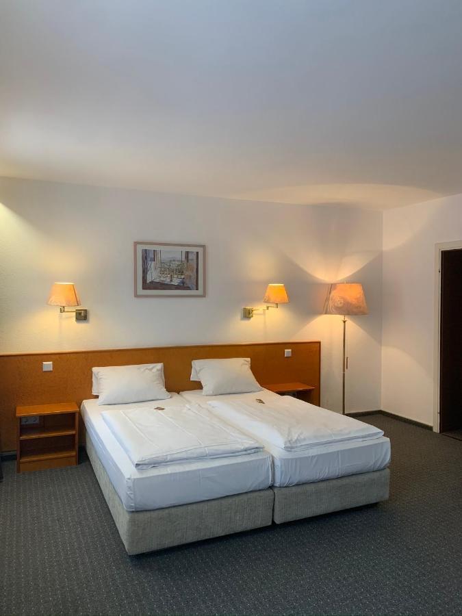 Hotel Mondial Comfort - Frankfurt City Centre Франкфурт-на-Майне Экстерьер фото